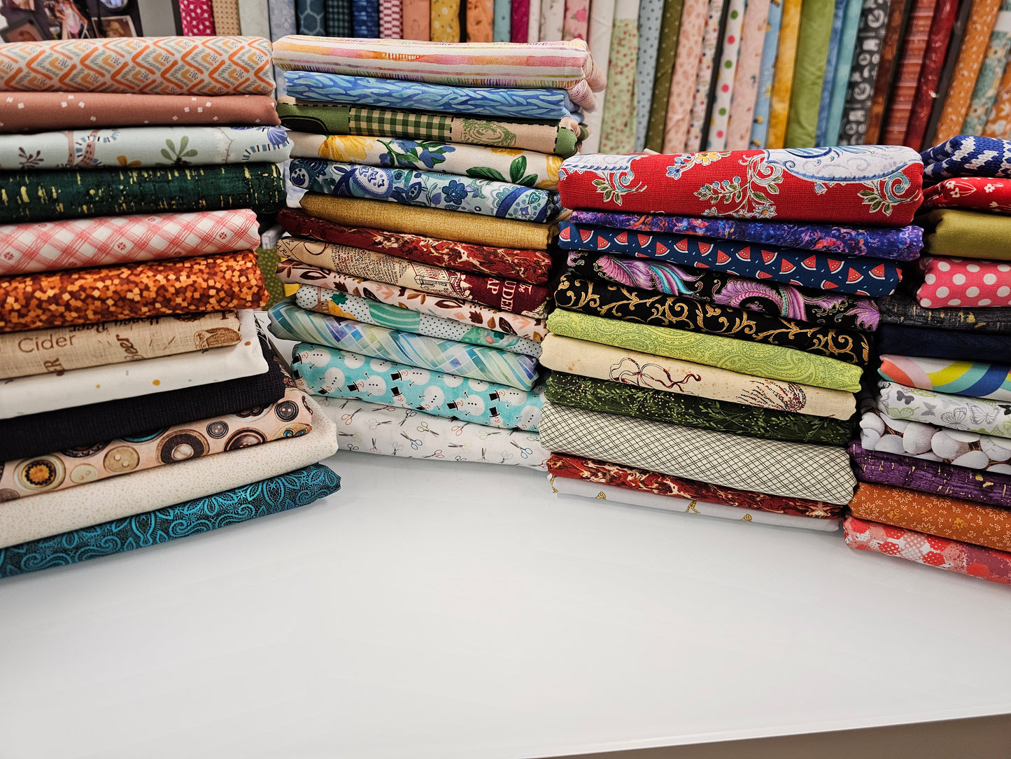 MYSTERY QUILTING COTTON  BUNDLE:  15 YARDS - 1 YARD CUTS NO REPEATS SHIPPING INCLUDED